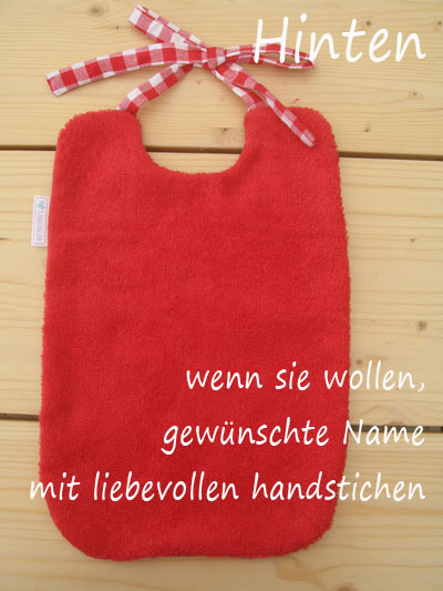 Latz-vorne-rot-Matroschka-hinten-frottee-eigenname