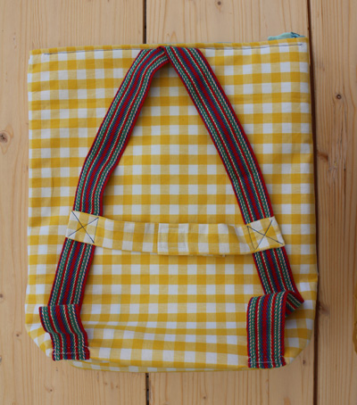 Bibliothek-Bibliothekstag-kindergartentasche-kinderrucksack-handmade-geschenkidee-gottikindgeschenk