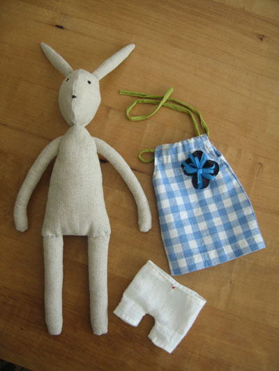 hase-stoffpuppe-Leinen