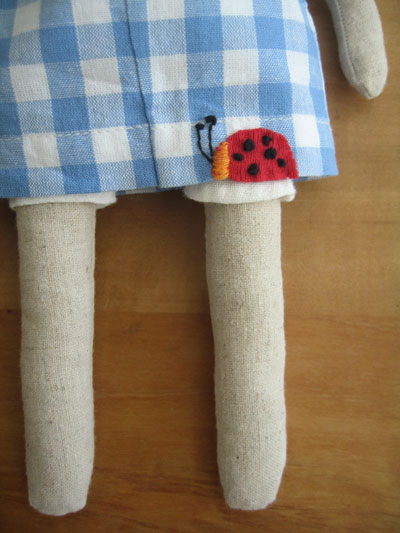 hase-stoffpuppe-Leinen