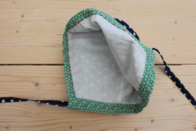 Handmade_Kinderkleid_geschenkidee_kape