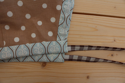 Handmade_Kinderkleid_geschenkidee_kape