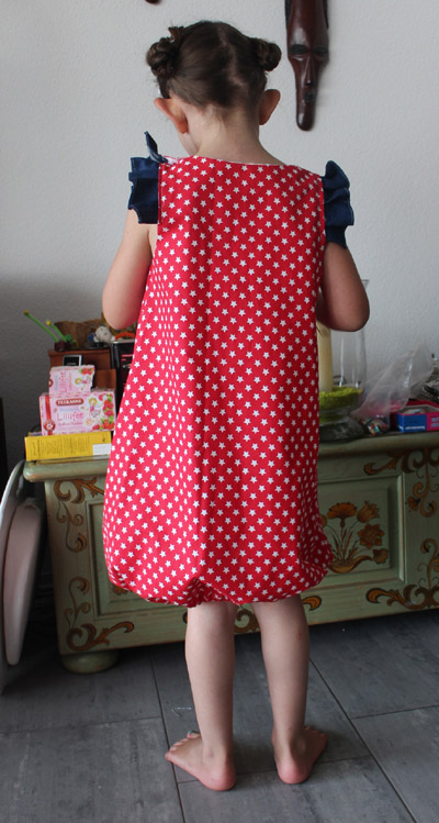 stern kleid göttikind geschenk, handmade kleider, kinder kleider, stern kleid